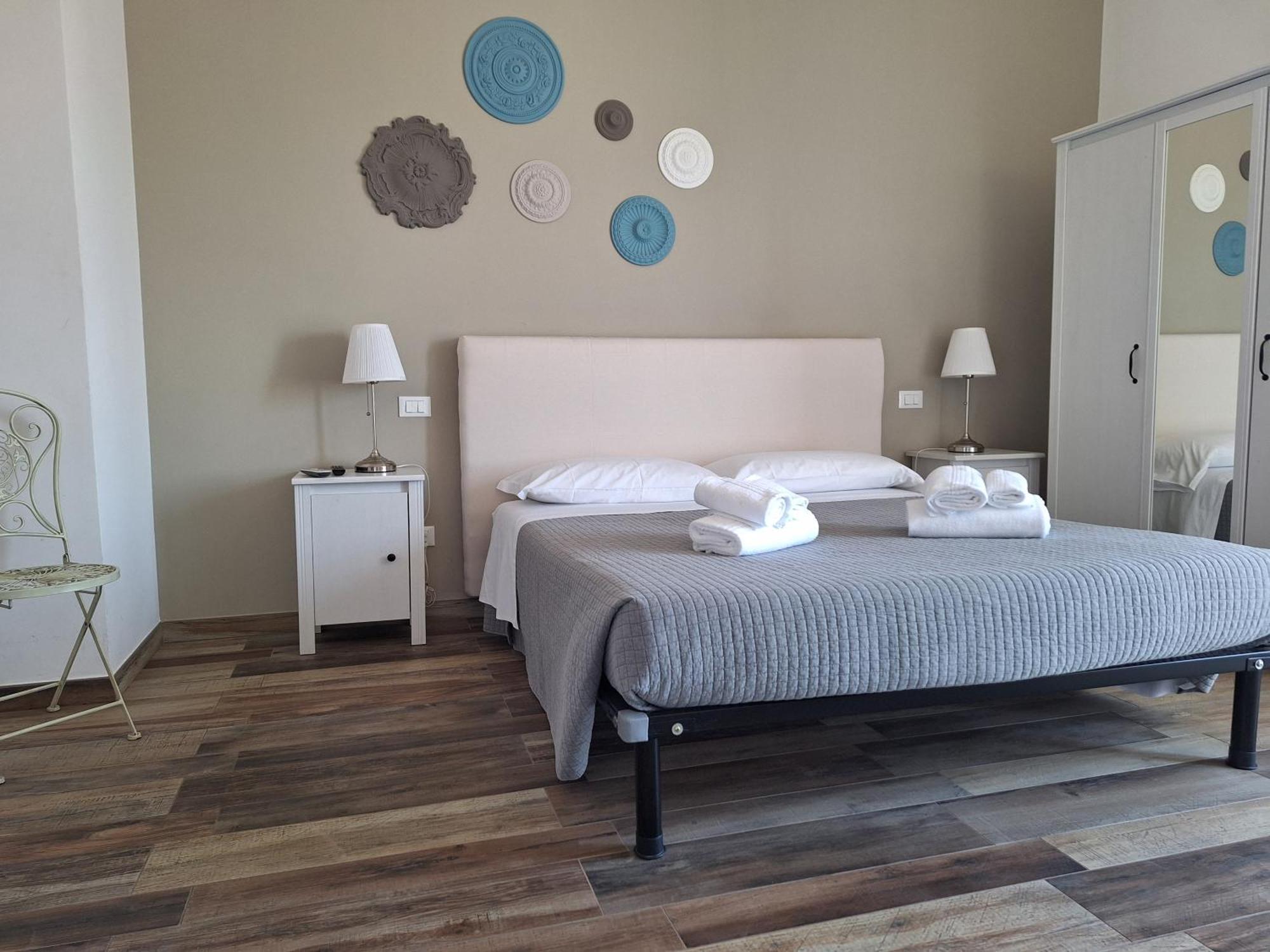 מלון מונופולי Vistamare House מראה חיצוני תמונה